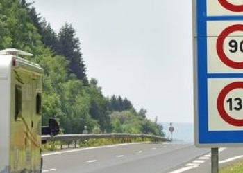 BELANGRIJK OM TE WETEN – WAT IS DE MAXIMUMSNELHEID IN FRANKRIJK?